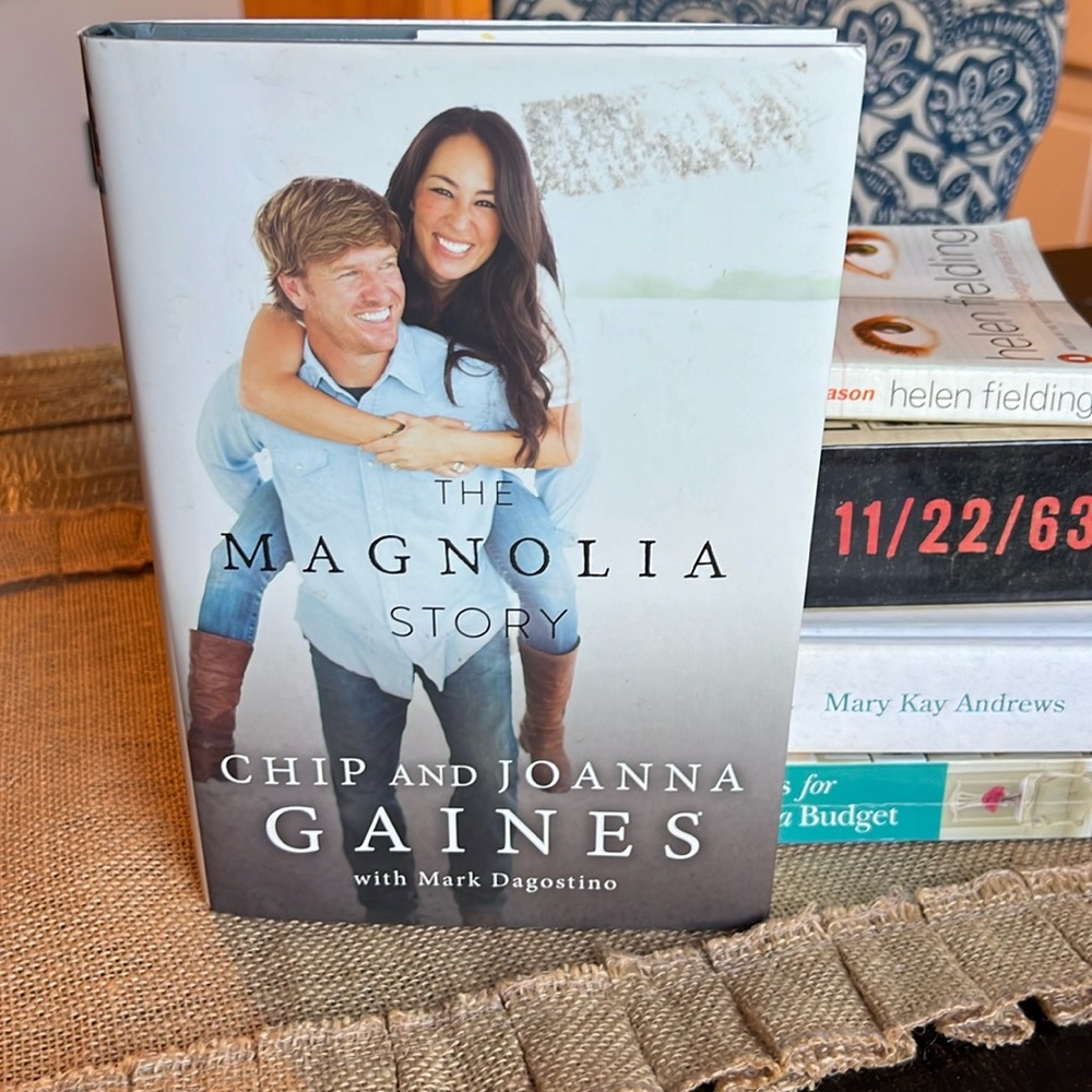 The Magnolia Story by Chip Gaines & Joanna Gaines